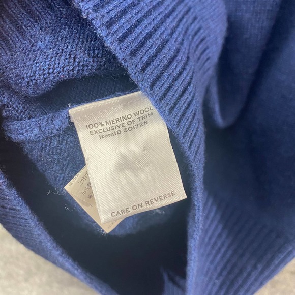 LL Bean Signature Sweater Medium Navy Blue 100% Merino Wool 1/4 Zip Long Sleeve - Picture 8 of 10